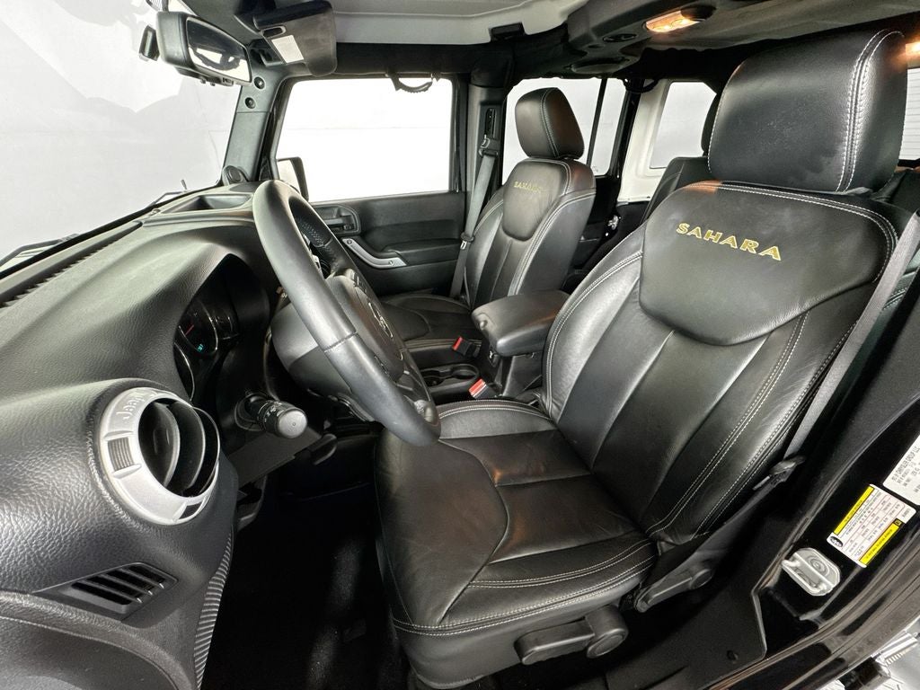 2013 Jeep Wrangler Unlimited Unlimited Sahara