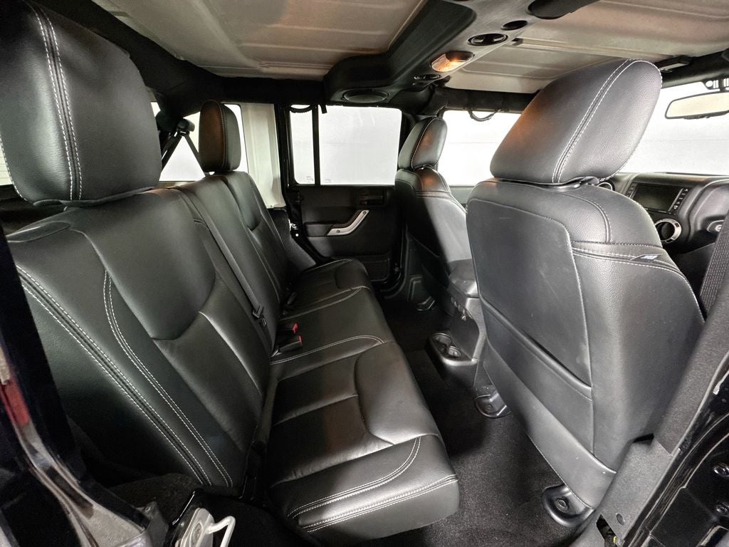 2013 Jeep Wrangler Unlimited Unlimited Sahara