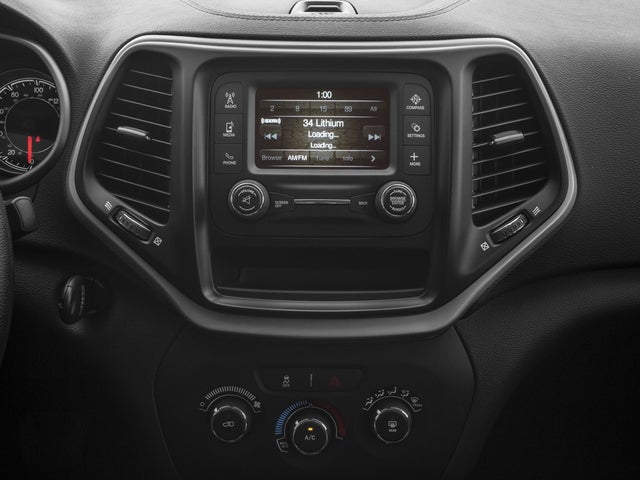 2016 Jeep Cherokee Sport
