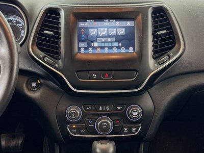 2019 Jeep Cherokee Latitude Plus 4X4