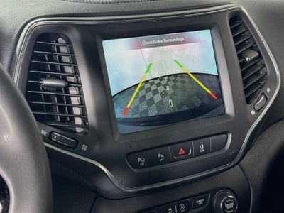 2023 Jeep Cherokee Altitude 4X4 Lux Elite Package
