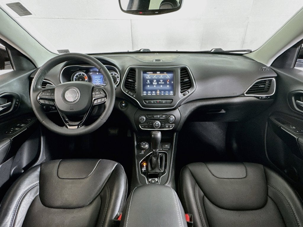 2023 Jeep Cherokee Altitude 4X4 Lux Elite Package