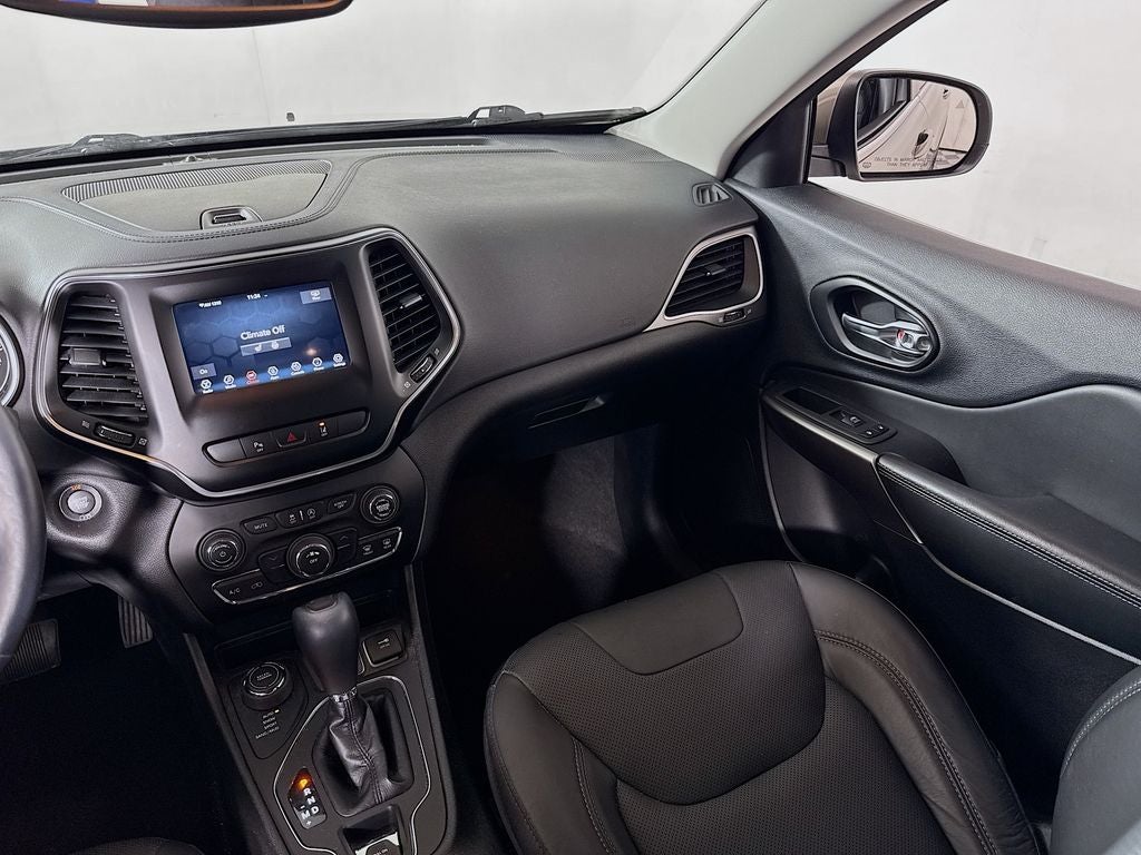 2021 Jeep Cherokee Latitude Luxury 4X4