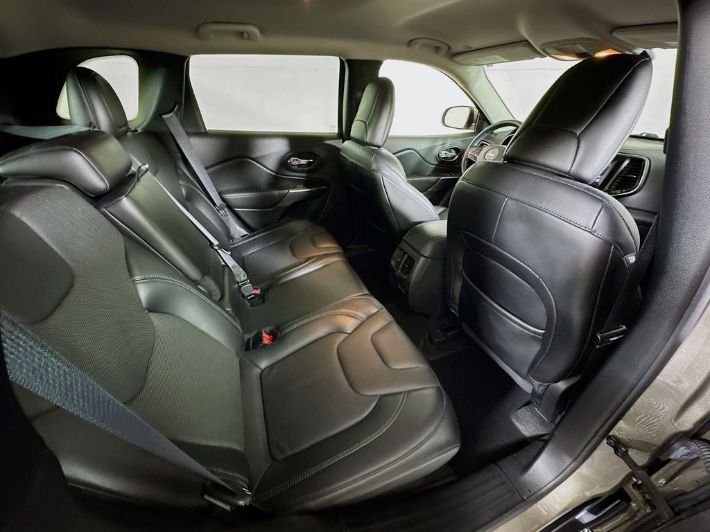 2021 Jeep Cherokee Latitude Luxury 4X4