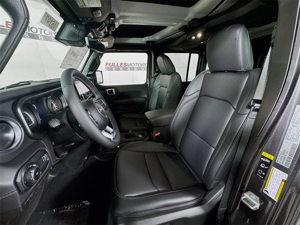 2025 Jeep Wrangler Sahara