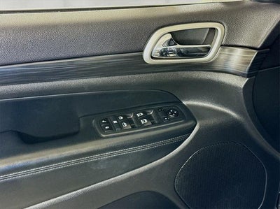 2020 Jeep Grand Cherokee Laredo E 4X4
