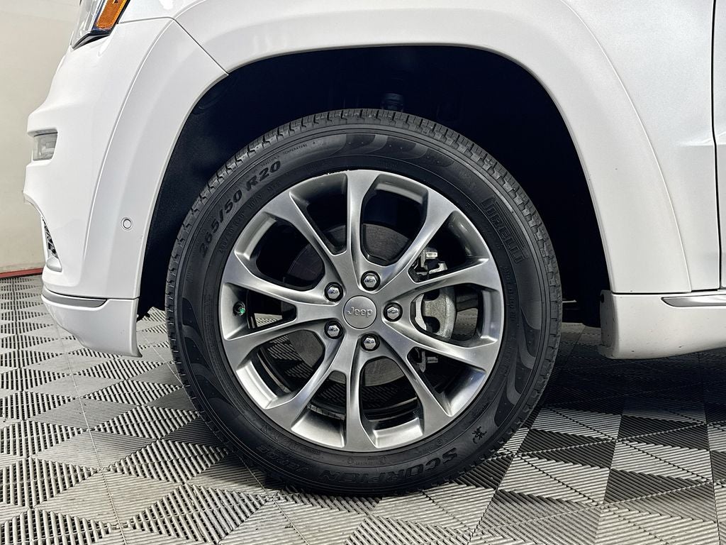 2019 Jeep Grand Cherokee Summit Platinum Series Group