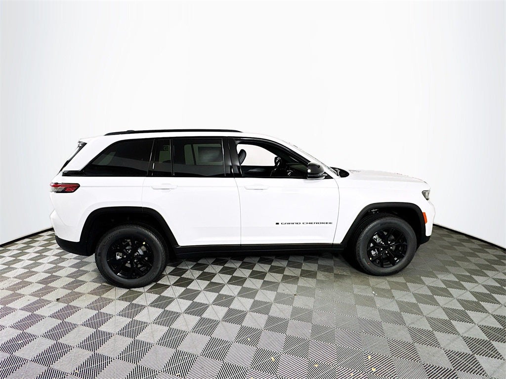 2025 Jeep Grand Cherokee Altitude X