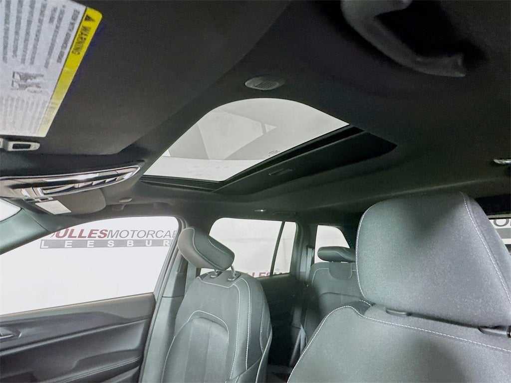 2025 Jeep Grand Cherokee Laredo X