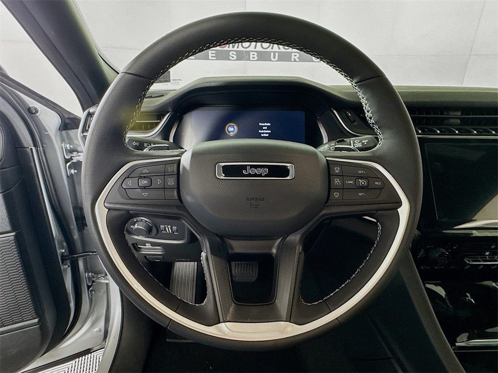 2025 Jeep Grand Cherokee Laredo X