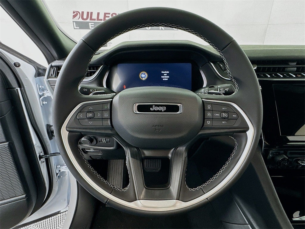 2025 Jeep Grand Cherokee Laredo X