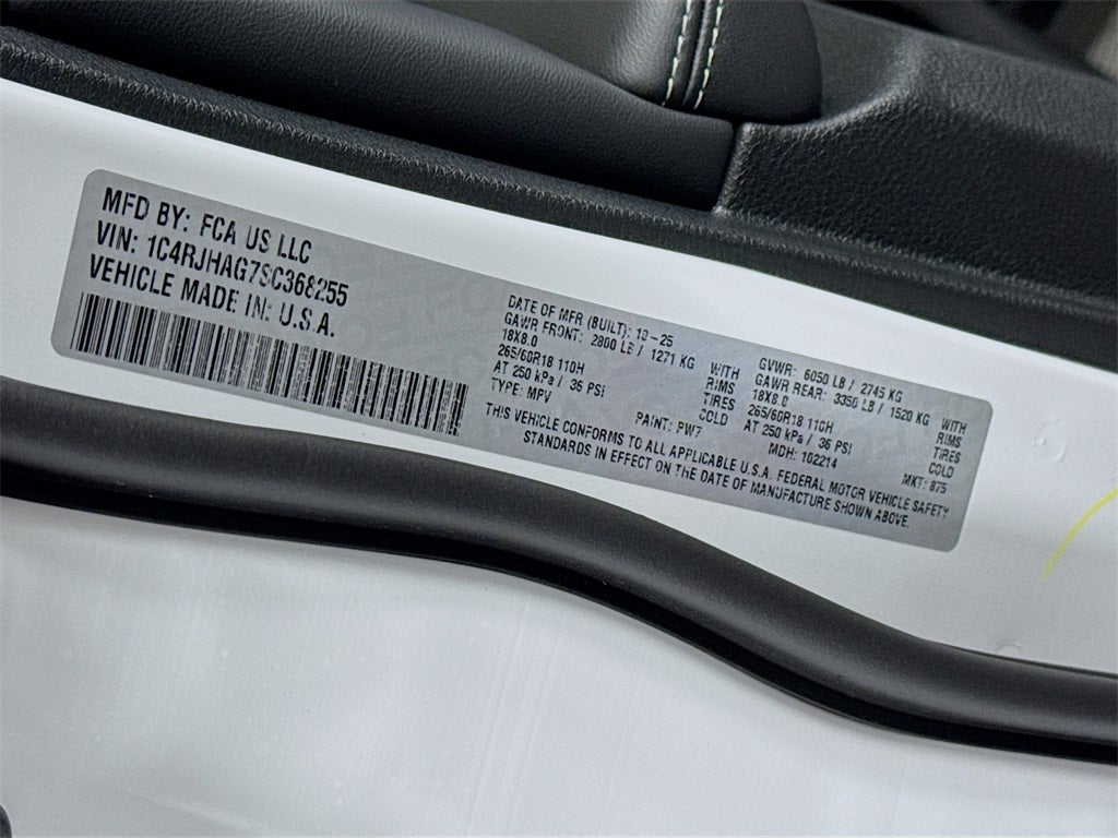 2025 Jeep Grand Cherokee Laredo X