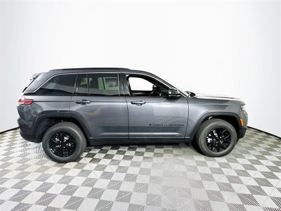 2026 Jeep Grand Cherokee Laredo