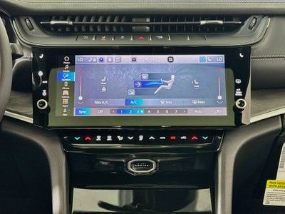 2026 Jeep Grand Cherokee Altitude