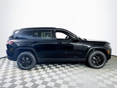 2026 Jeep Grand Cherokee Laredo