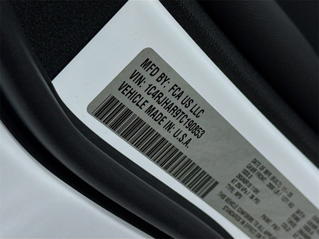 2026 Jeep Grand Cherokee Laredo