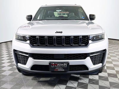 2026 Jeep Grand Cherokee Laredo