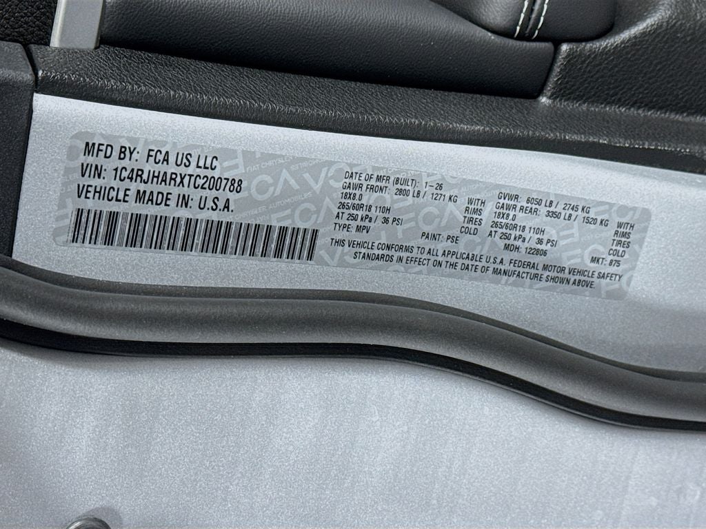 2026 Jeep Grand Cherokee Laredo