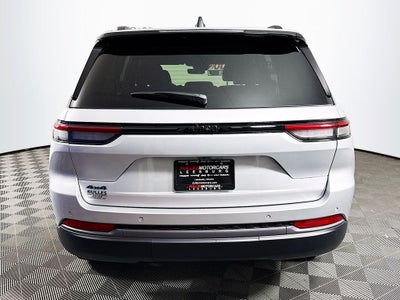 2026 Jeep Grand Cherokee Laredo