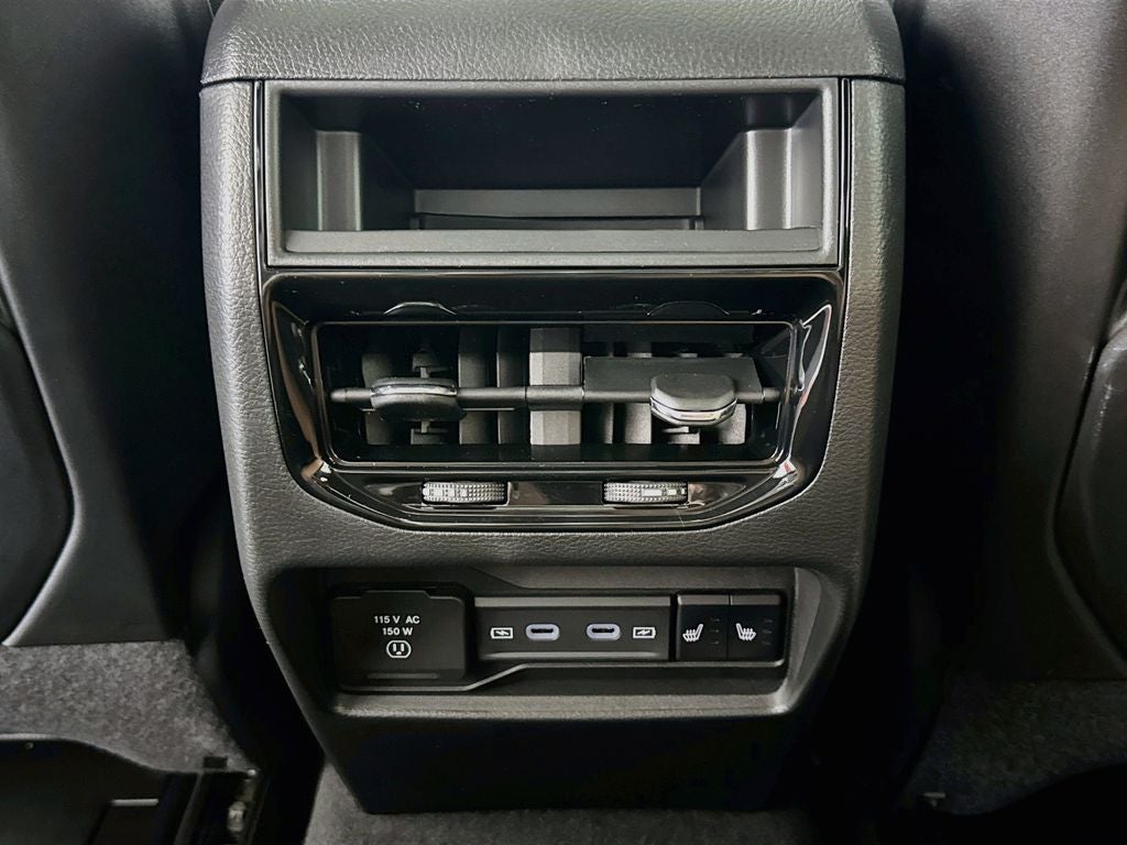 2027 Jeep Grand Cherokee Limited Reserve