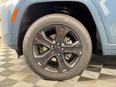 2027 Jeep Grand Cherokee Limited Reserve