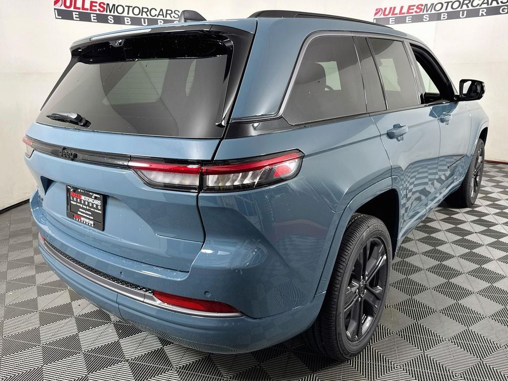 2027 Jeep Grand Cherokee Limited Reserve