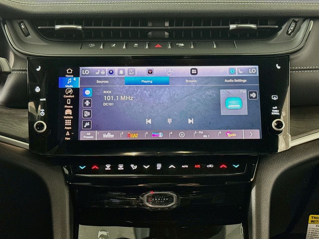 2027 Jeep Grand Cherokee Limited