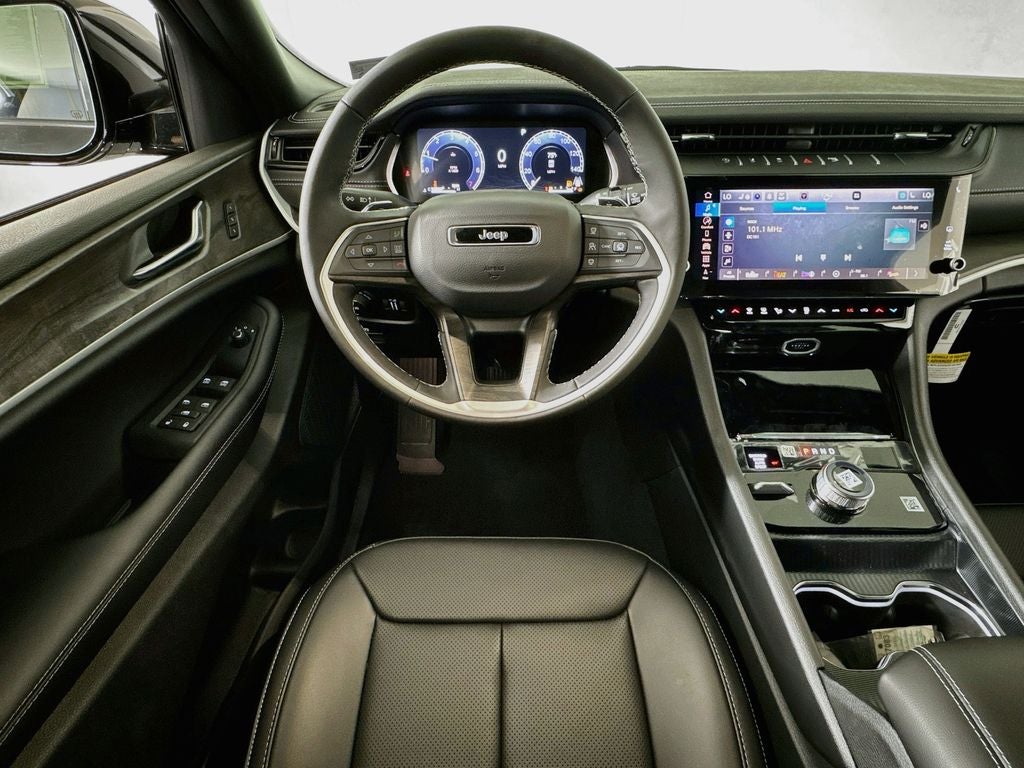 2027 Jeep Grand Cherokee Limited