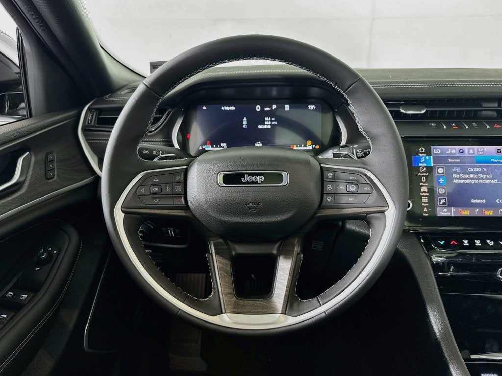 2027 Jeep Grand Cherokee Limited Reserve
