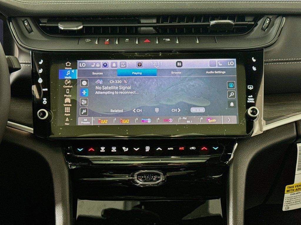 2027 Jeep Grand Cherokee Limited Reserve
