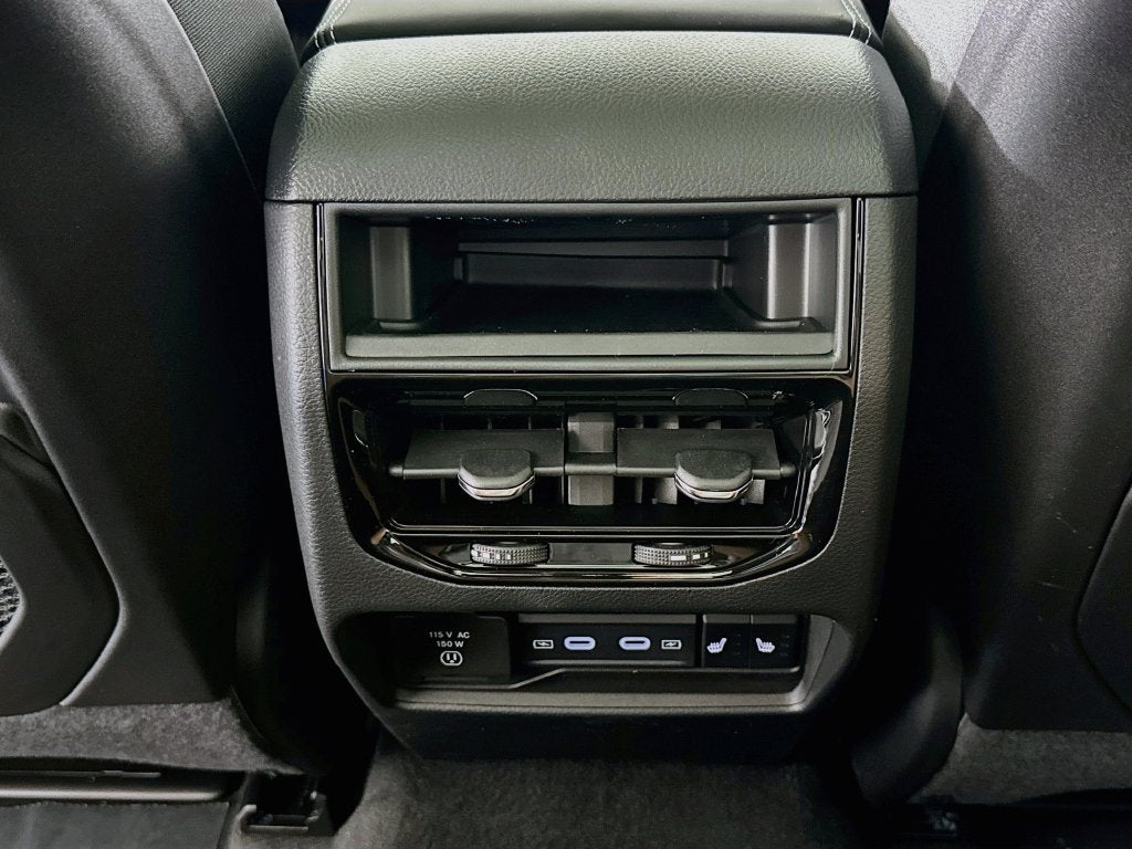 2027 Jeep Grand Cherokee Limited Reserve