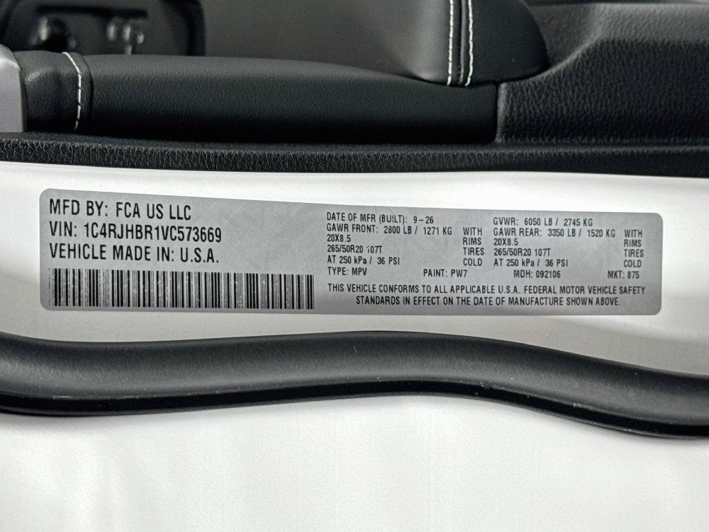 2027 Jeep Grand Cherokee Limited Reserve