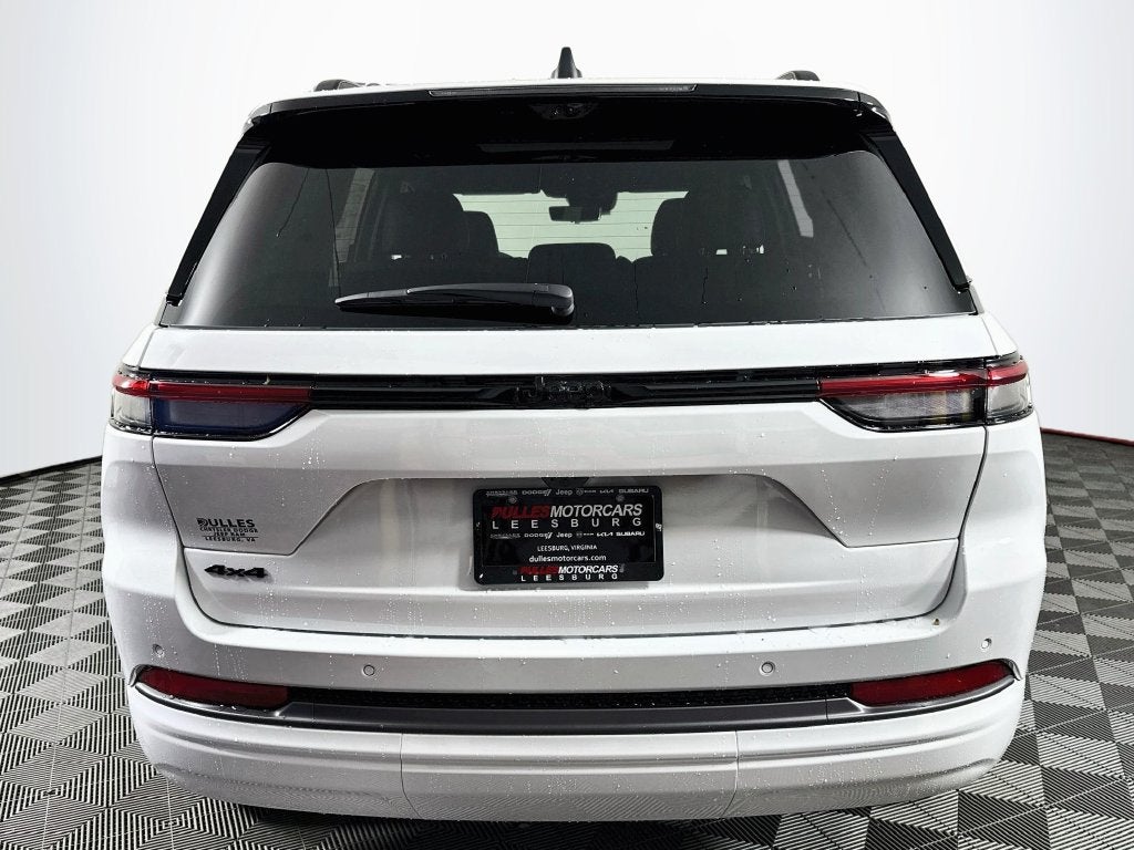 2027 Jeep Grand Cherokee Limited Reserve