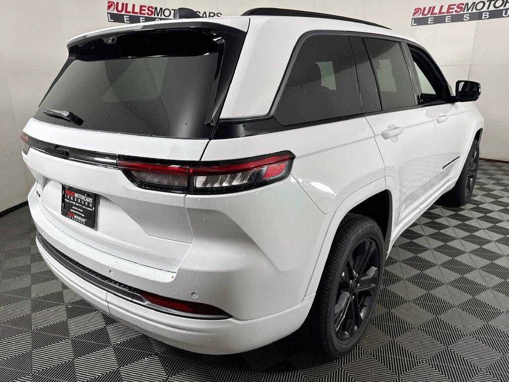 2027 Jeep Grand Cherokee Limited Reserve