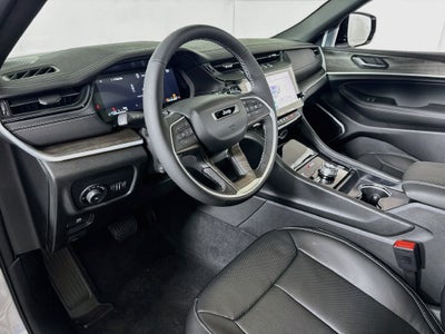 2027 Jeep Grand Cherokee Limited Reserve