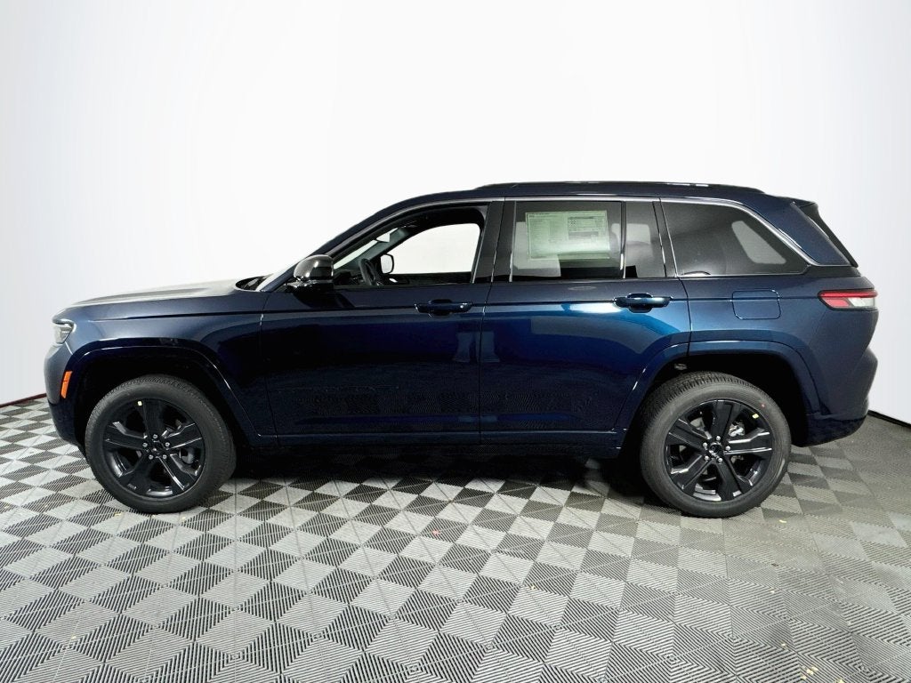 2027 Jeep Grand Cherokee Limited Reserve