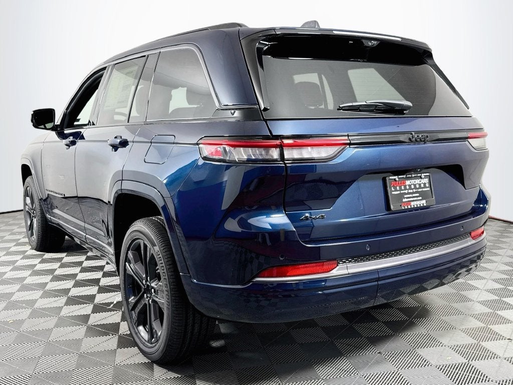 2027 Jeep Grand Cherokee Limited Reserve