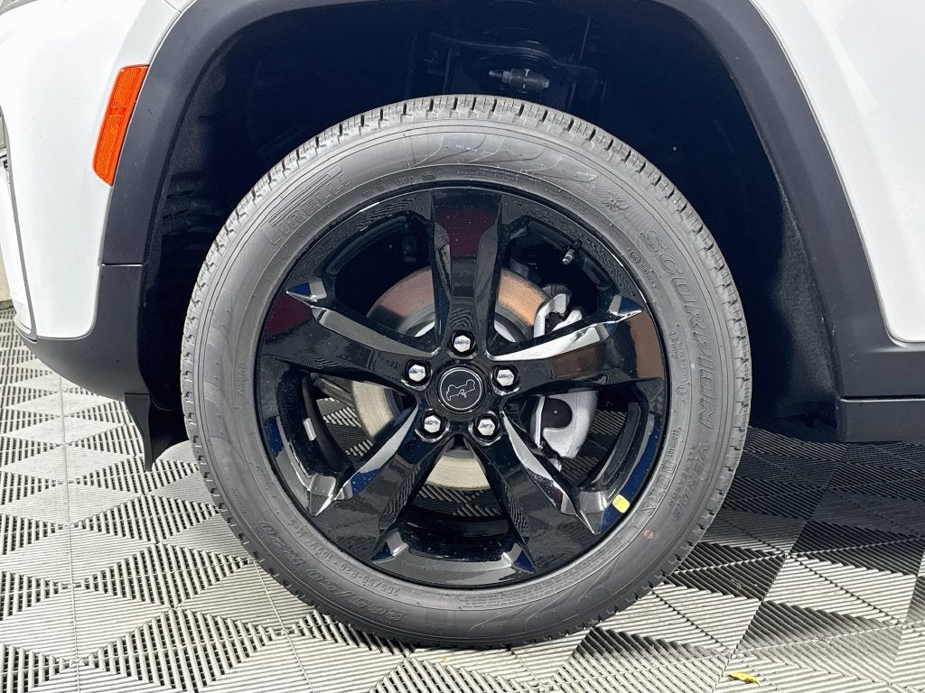 2027 Jeep Grand Cherokee Limited