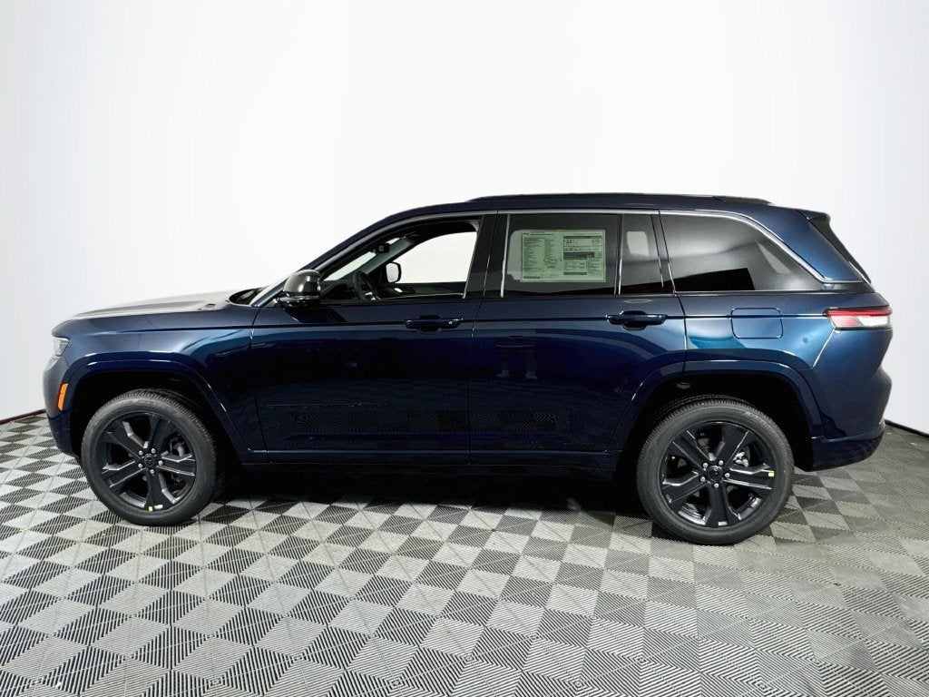2027 Jeep Grand Cherokee Limited Reserve