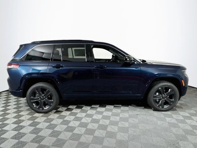 2027 Jeep Grand Cherokee Limited Reserve