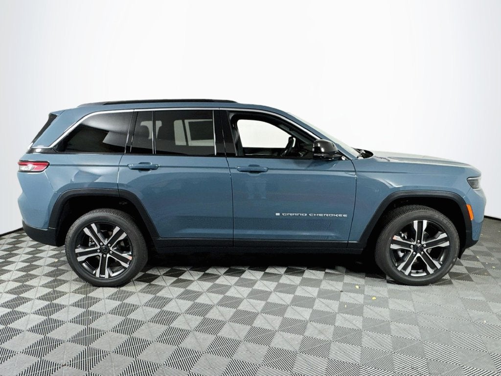 2027 Jeep Grand Cherokee Limited