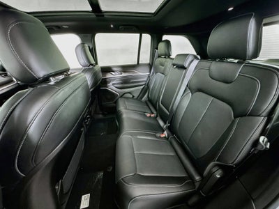 2027 Jeep Grand Cherokee Limited