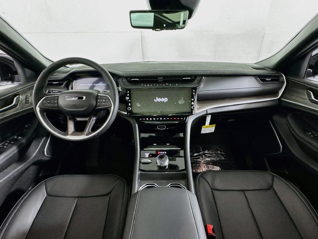 2027 Jeep Grand Cherokee Limited