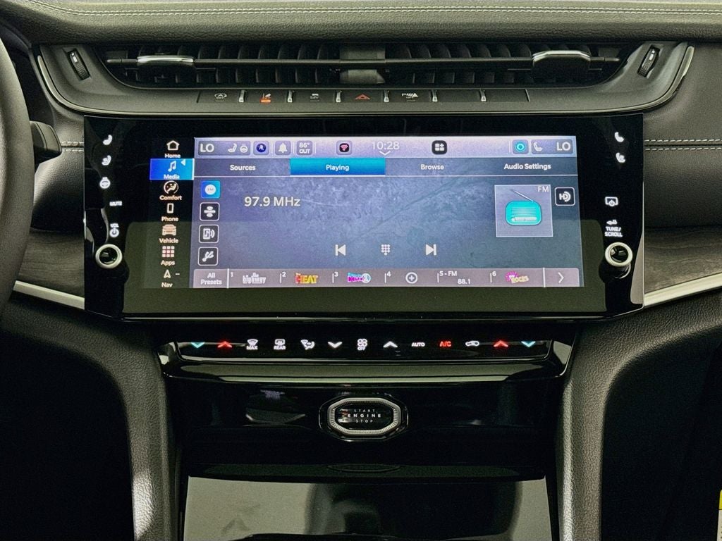 2026 Jeep Grand Cherokee Limited Reserve