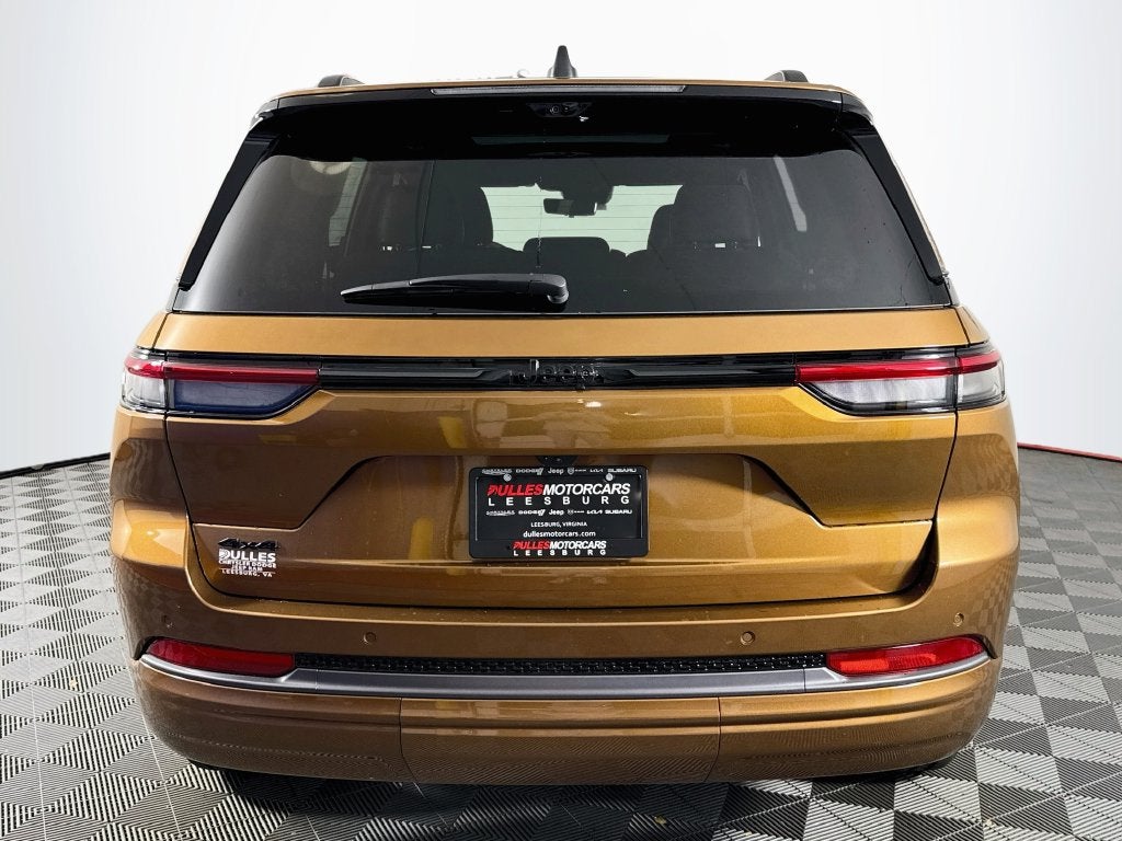 2027 Jeep Grand Cherokee Limited Reserve