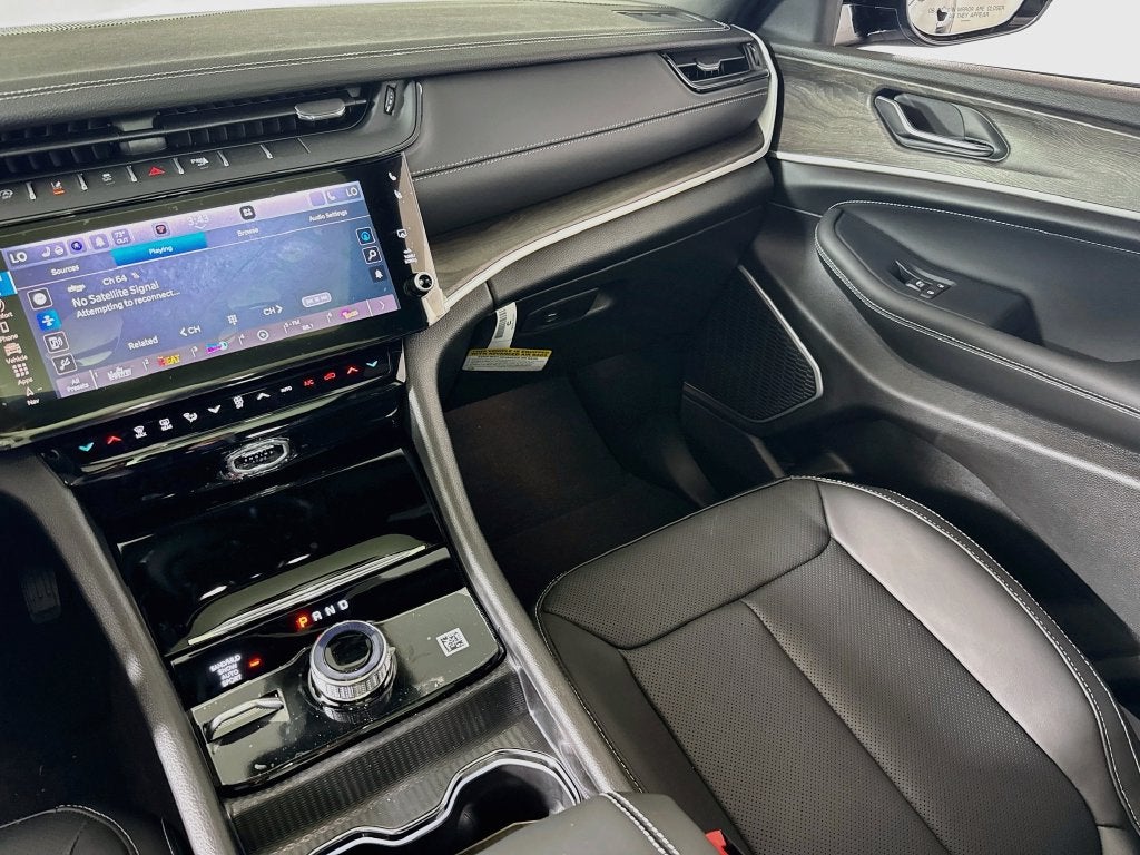 2027 Jeep Grand Cherokee Limited