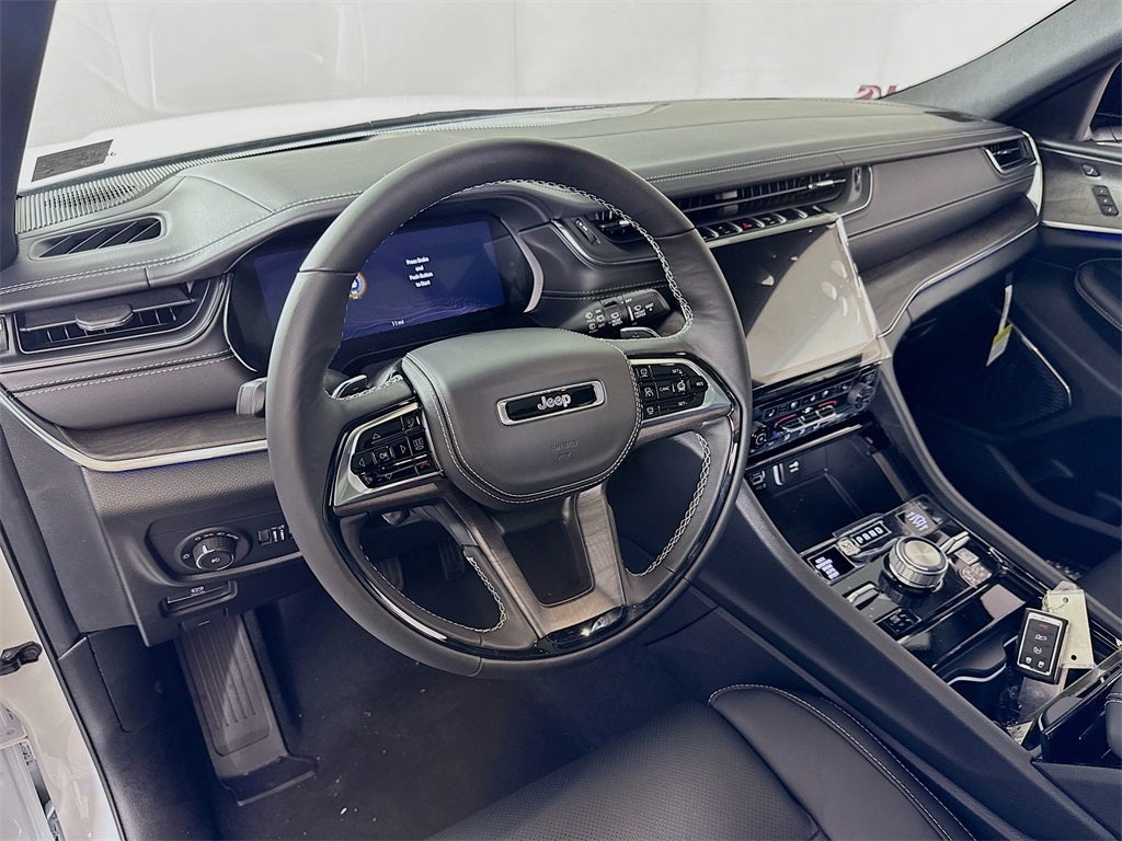 2025 Jeep Grand Cherokee Overland