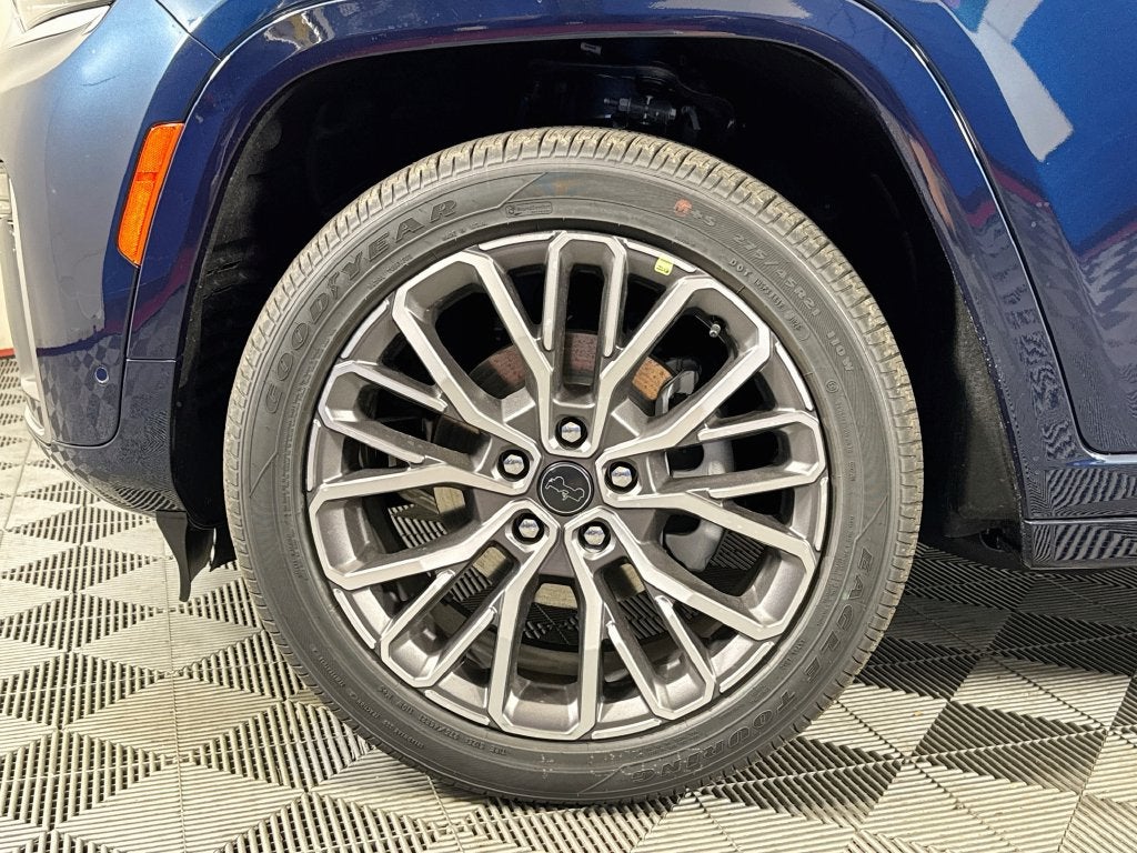 2027 Jeep Grand Cherokee Summit