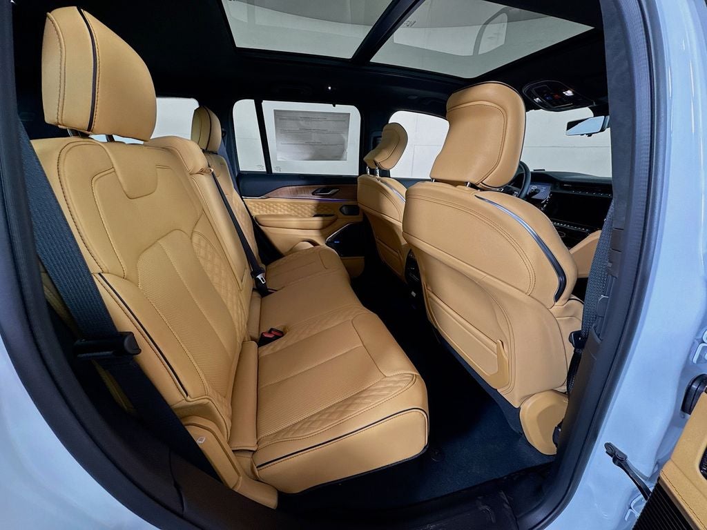 2026 Jeep Grand Cherokee Summit