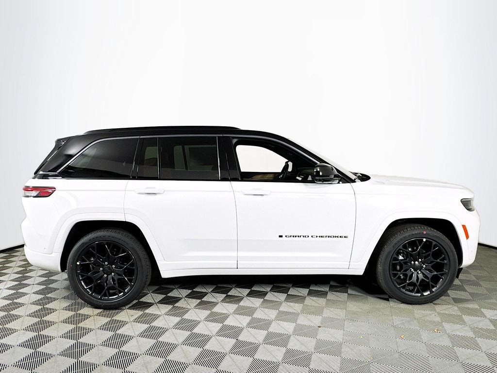 2026 Jeep Grand Cherokee Summit
